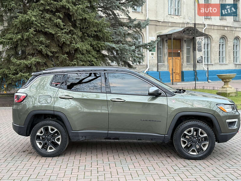 Позашляховик / Кросовер Jeep Compass 2017 в Сумах