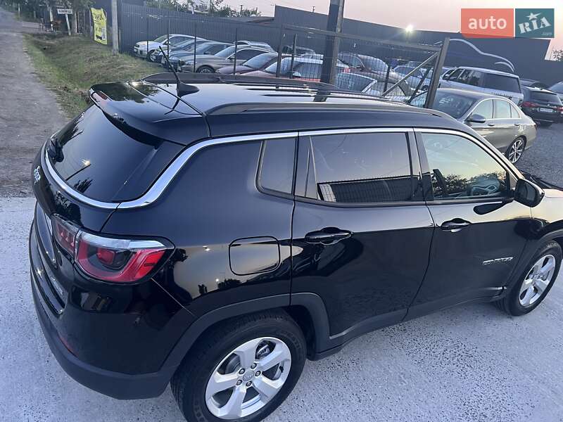 Внедорожник / Кроссовер Jeep Compass 2017 в Ужгороде