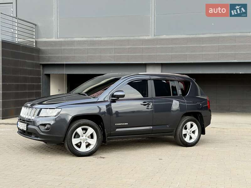 Внедорожник / Кроссовер Jeep Compass 2014 в Киеве