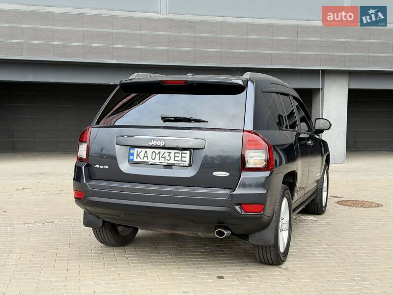 Внедорожник / Кроссовер Jeep Compass 2014 в Киеве
