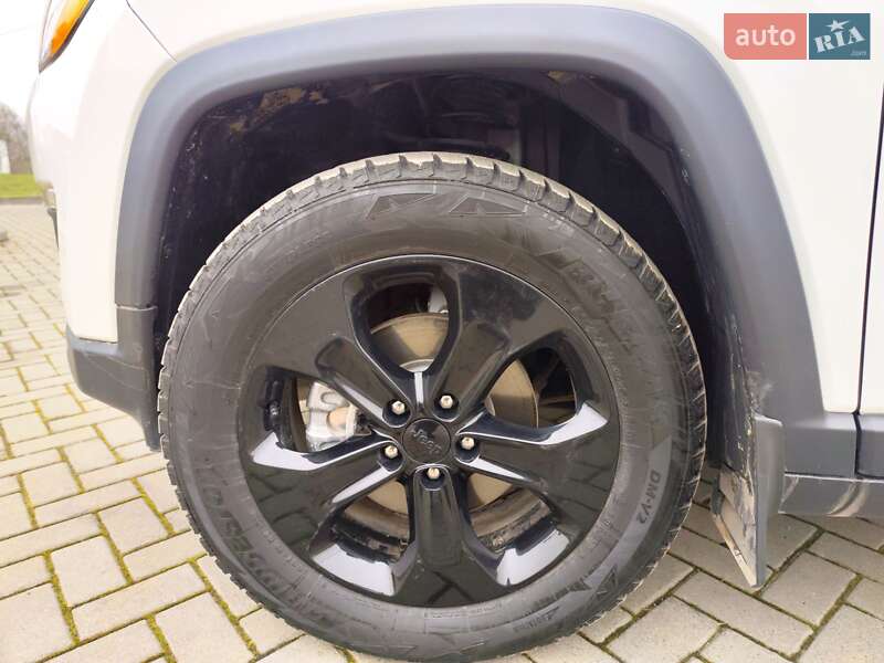 Позашляховик / Кросовер Jeep Compass 2018 в Золочеві