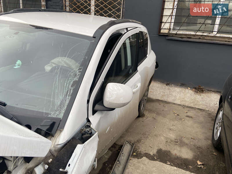 Внедорожник / Кроссовер Jeep Compass 2013 в Киеве фото 14 Внедорожник / Кроссовер Jeep Compass 2013 в Киеве