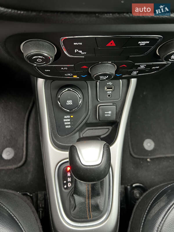 Внедорожник / Кроссовер Jeep Compass 2017 в Харькове