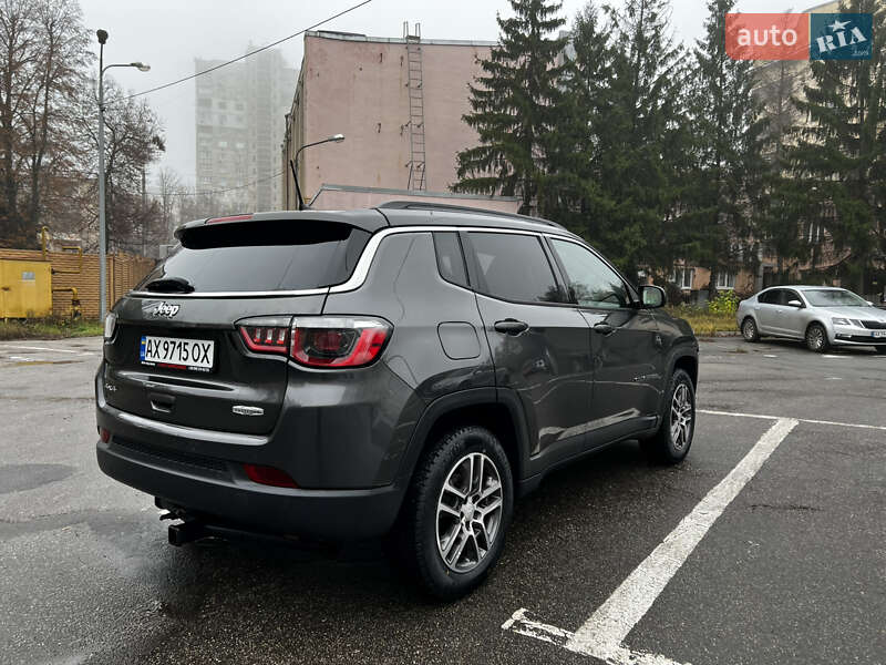 Внедорожник / Кроссовер Jeep Compass 2017 в Харькове