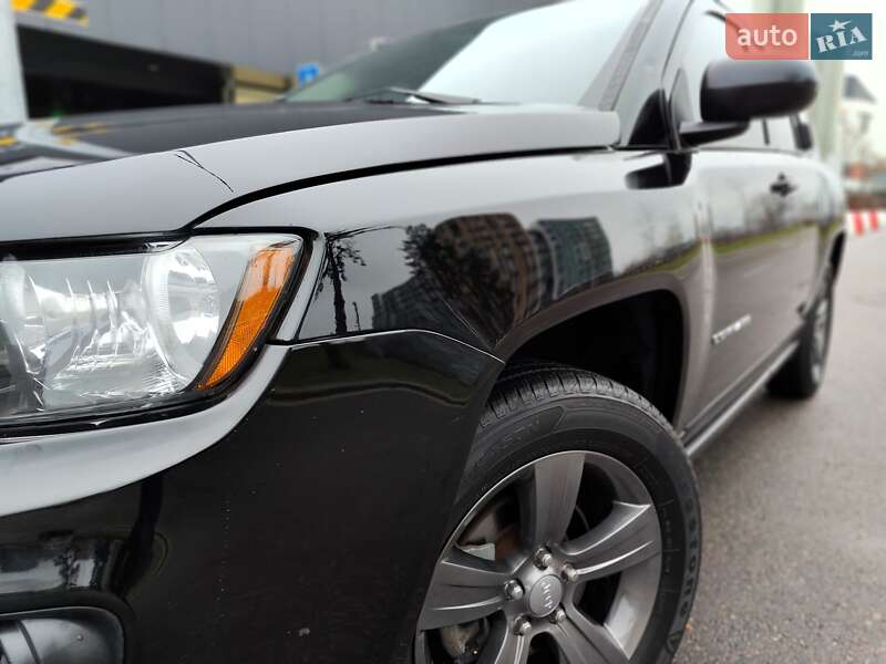 Позашляховик / Кросовер Jeep Compass 2014 в Києві