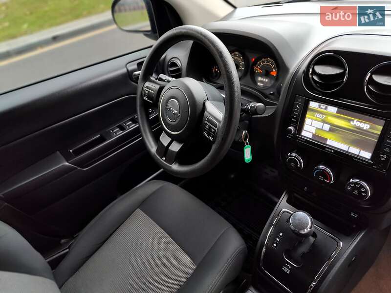 Позашляховик / Кросовер Jeep Compass 2014 в Києві