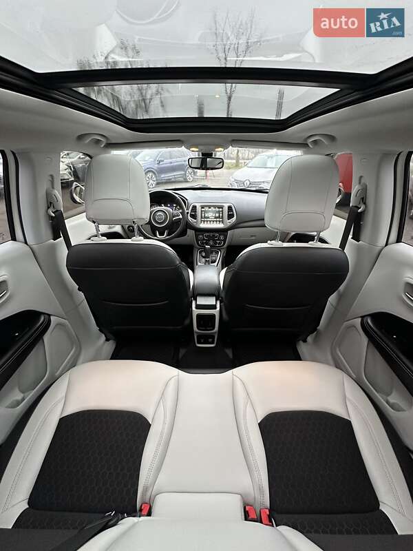 Позашляховик / Кросовер Jeep Compass 2017 в Білогородці фото 18 Позашляховик / Кросовер Jeep Compass 2017 в Білогородці