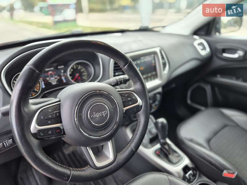 Внедорожник / Кроссовер Jeep Compass 2017 в Житомире