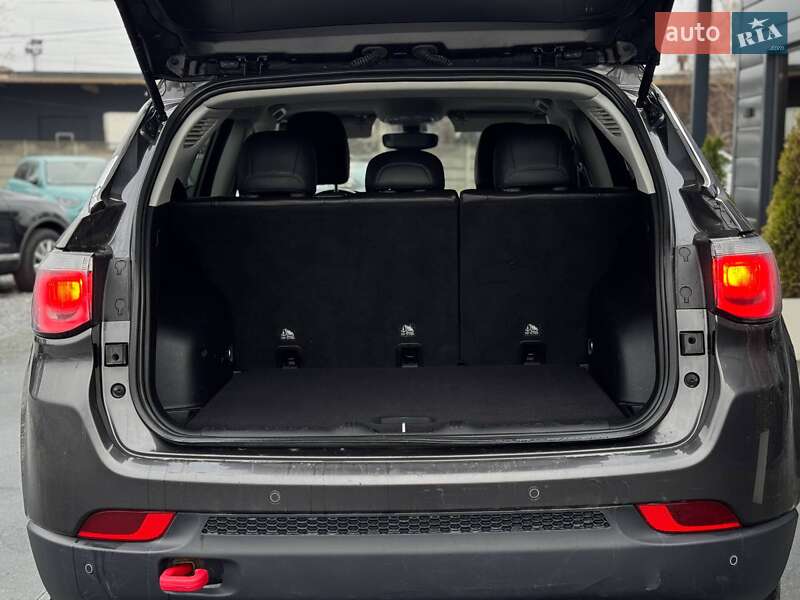 Внедорожник / Кроссовер Jeep Compass 2020 в Ровно