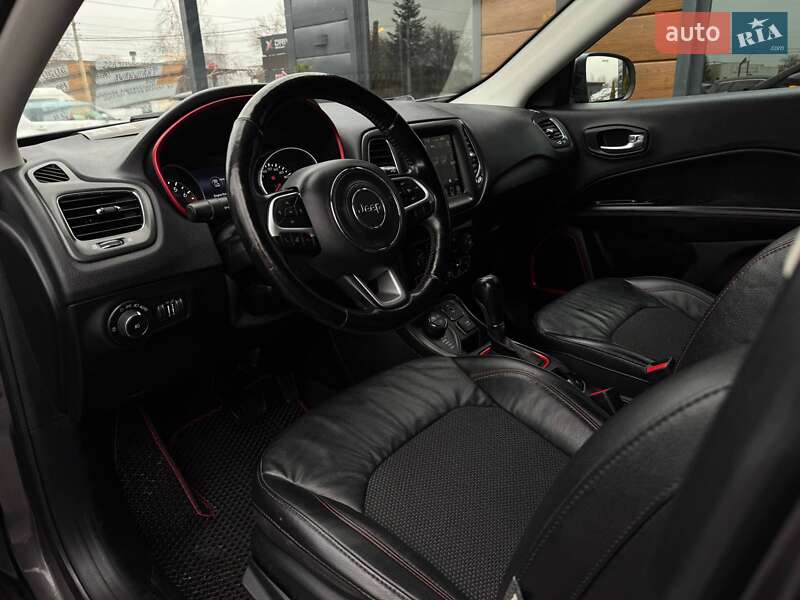 Внедорожник / Кроссовер Jeep Compass 2020 в Ровно