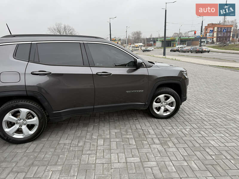 Внедорожник / Кроссовер Jeep Compass 2017 в Днепре