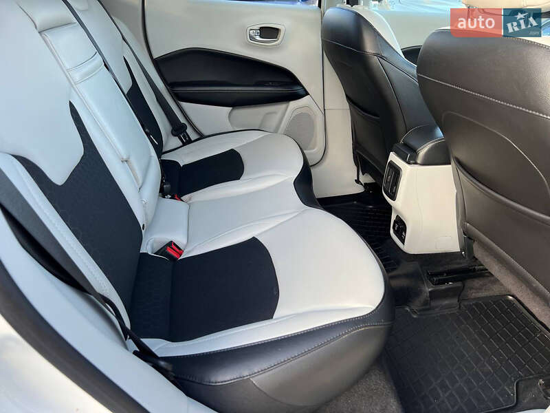 Позашляховик / Кросовер Jeep Compass 2018 в Полтаві фото 13 Позашляховик / Кросовер Jeep Compass 2018 в Полтаві