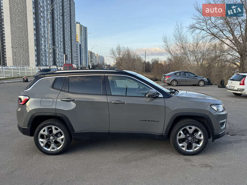 Внедорожник / Кроссовер Jeep Compass 2020 в Киеве фото 3 Внедорожник / Кроссовер Jeep Compass 2020 в Киеве