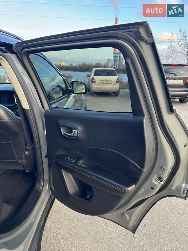 Внедорожник / Кроссовер Jeep Compass 2020 в Киеве фото 18 Внедорожник / Кроссовер Jeep Compass 2020 в Киеве