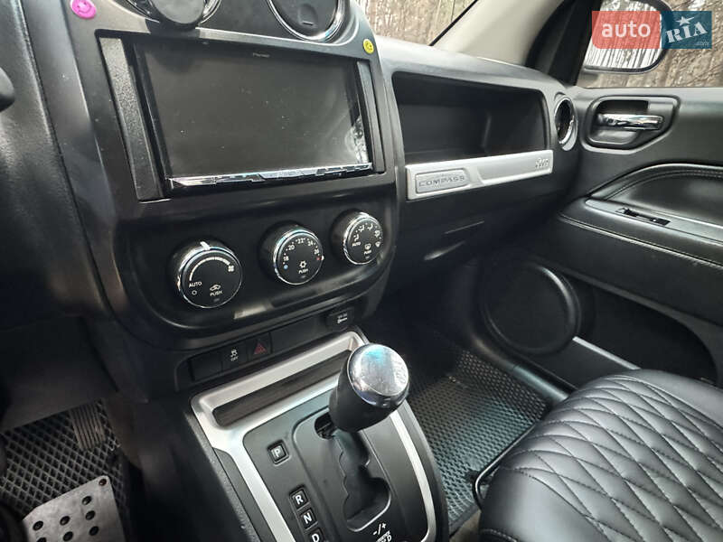 Внедорожник / Кроссовер Jeep Compass 2015 в Киеве фото 23 Внедорожник / Кроссовер Jeep Compass 2015 в Киеве