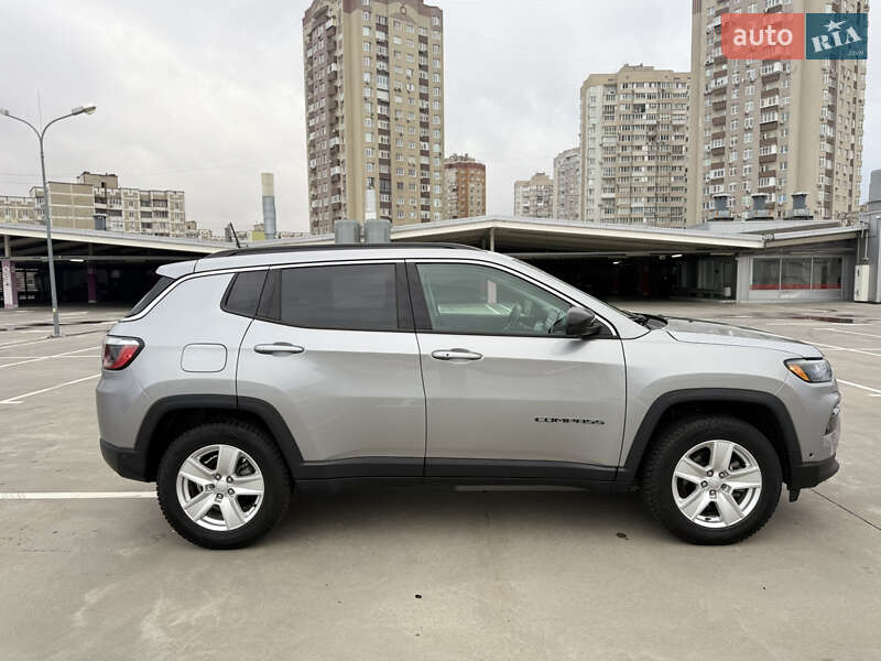 Внедорожник / Кроссовер Jeep Compass 2021 в Киеве