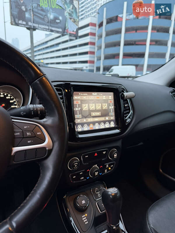 Позашляховик / Кросовер Jeep Compass 2017 в Києві
