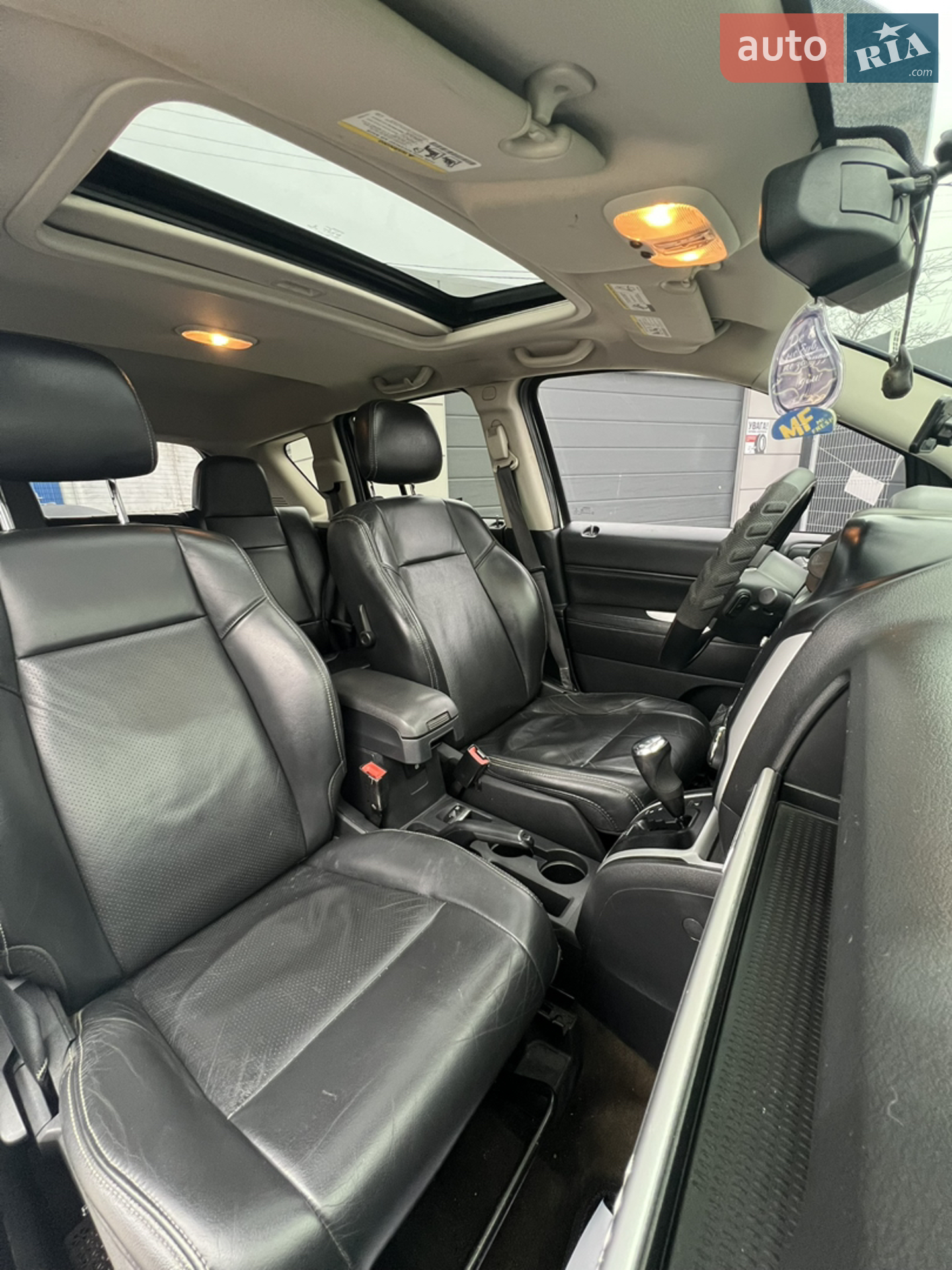 2015 Jeep Compass - мініатюра 18