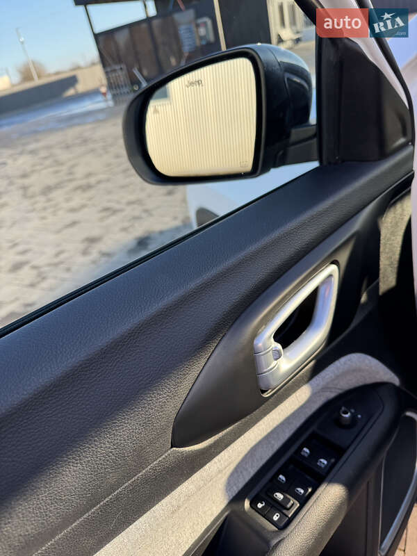 Внедорожник / Кроссовер Jeep Compass 2023 в Брошневе-Осаде фото 25 Внедорожник / Кроссовер Jeep Compass 2023 в Брошневе-Осаде