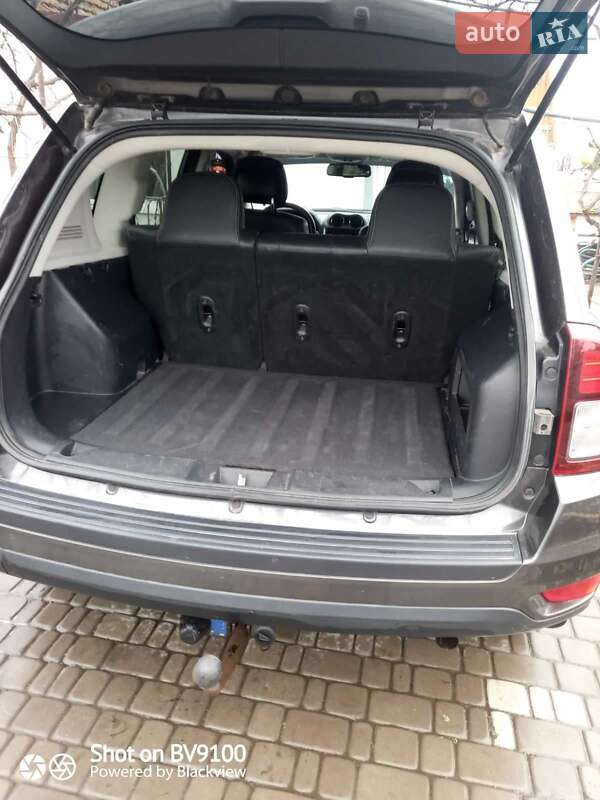 Внедорожник / Кроссовер Jeep Compass 2015 в Первомайске фото 7 Внедорожник / Кроссовер Jeep Compass 2015 в Первомайске