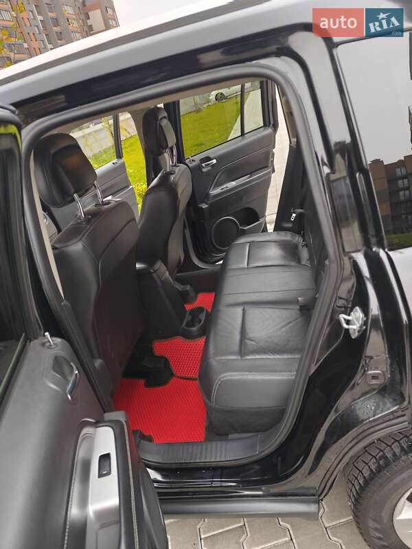 Внедорожник / Кроссовер Jeep Compass 2014 в Тернополе