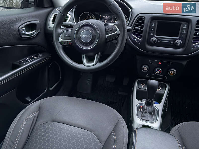 Позашляховик / Кросовер Jeep Compass 2018 в Дніпрі фото 17 Позашляховик / Кросовер Jeep Compass 2018 в Дніпрі