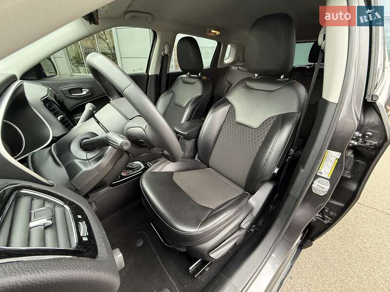 Позашляховик / Кросовер Jeep Compass 2020 в Києві