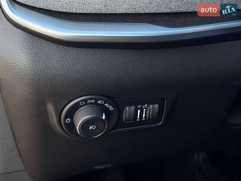 Позашляховик / Кросовер Jeep Compass 2021 в Києві фото 34 Позашляховик / Кросовер Jeep Compass 2021 в Києві