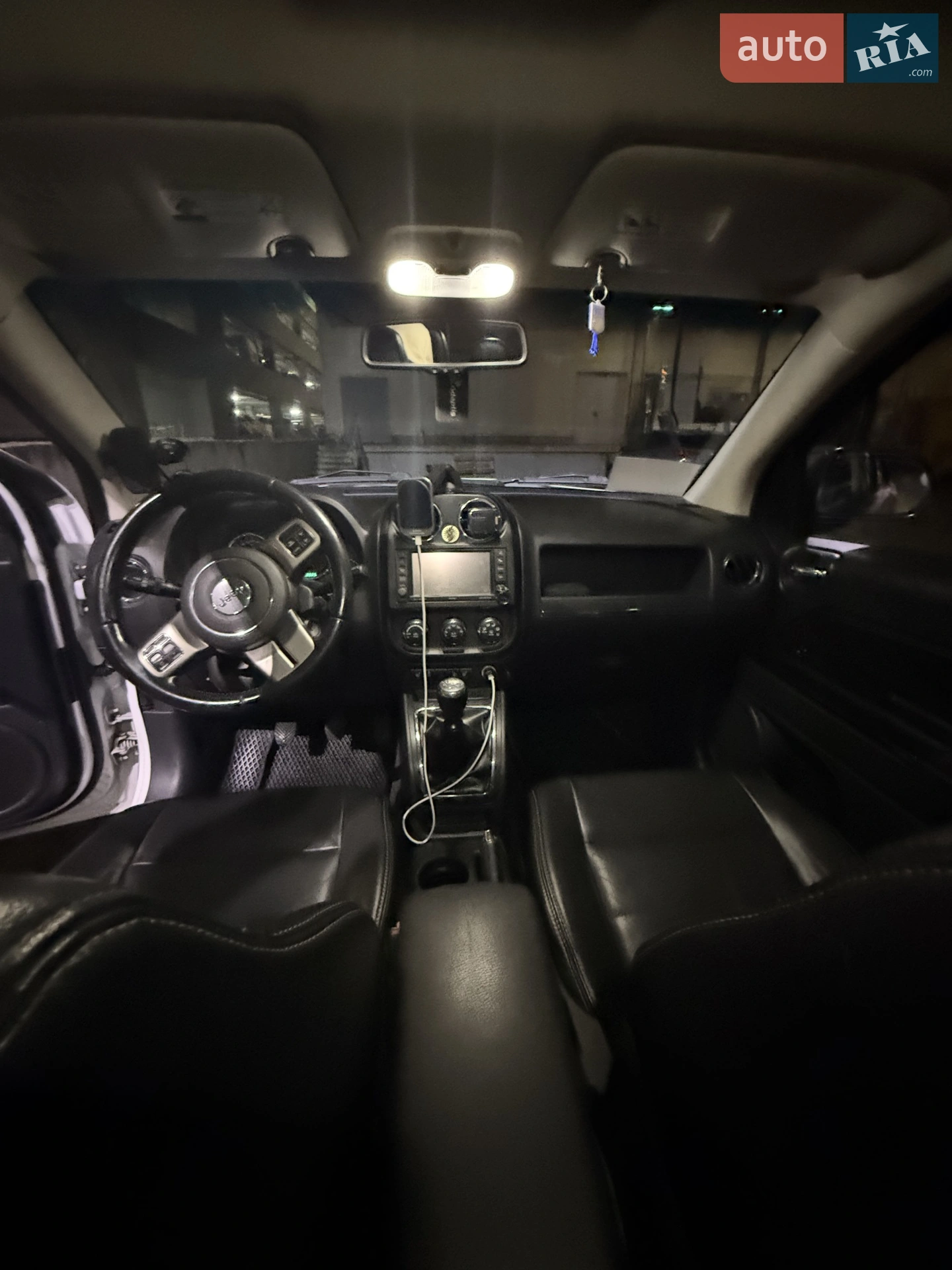 2012 Jeep Compass - мініатюра 16