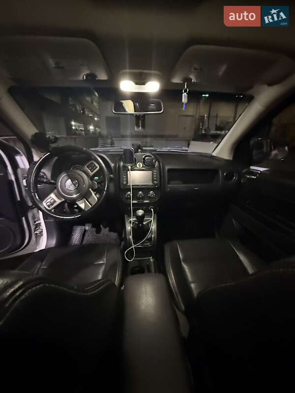 Внедорожник / Кроссовер Jeep Compass 2012 в Львове