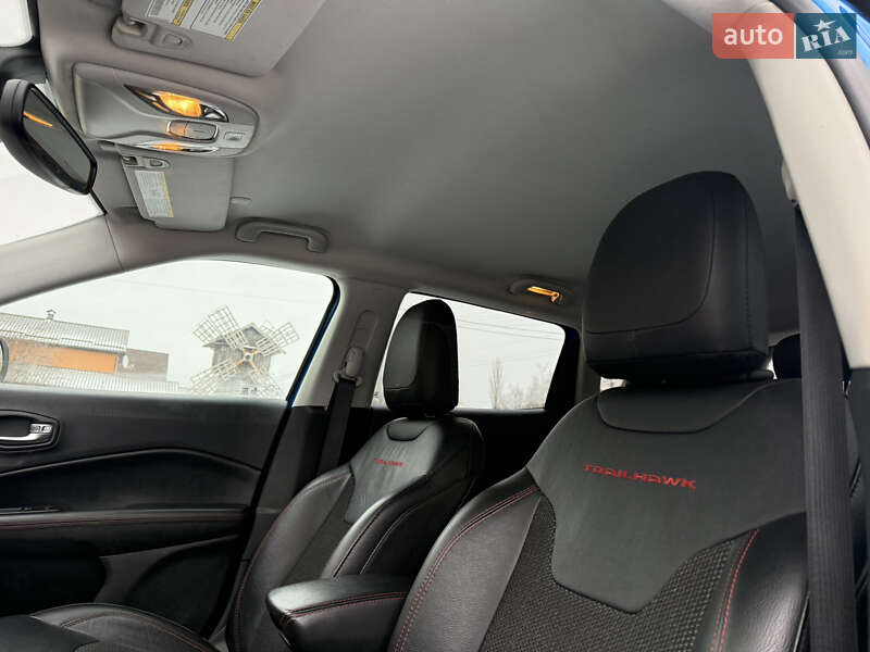 Позашляховик / Кросовер Jeep Compass 2019 в Києві фото 27 Позашляховик / Кросовер Jeep Compass 2019 в Києві