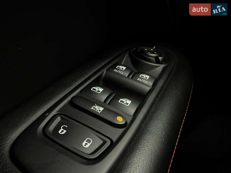 Позашляховик / Кросовер Jeep Compass 2019 в Києві фото 35 Позашляховик / Кросовер Jeep Compass 2019 в Києві