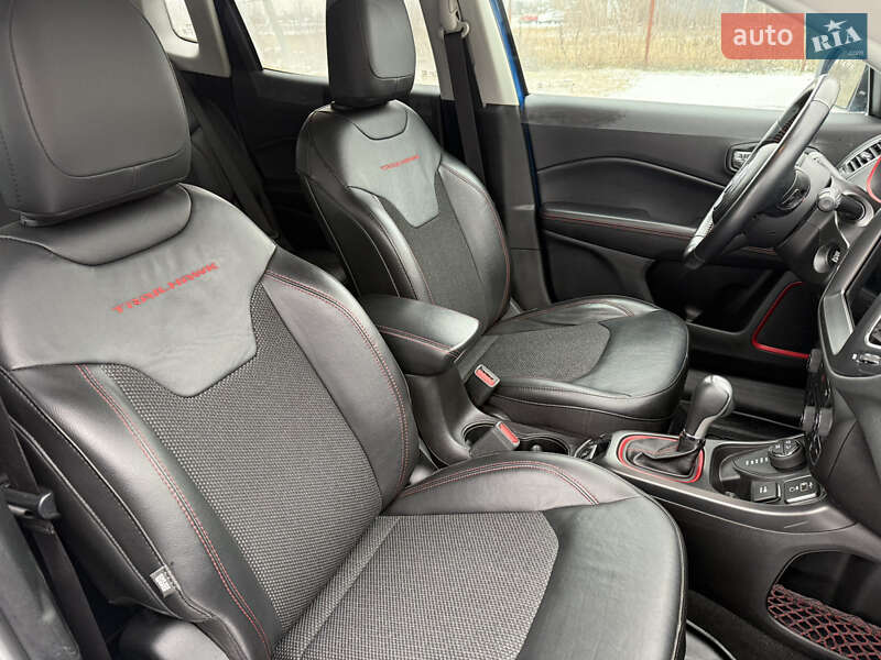 Позашляховик / Кросовер Jeep Compass 2019 в Києві фото 40 Позашляховик / Кросовер Jeep Compass 2019 в Києві