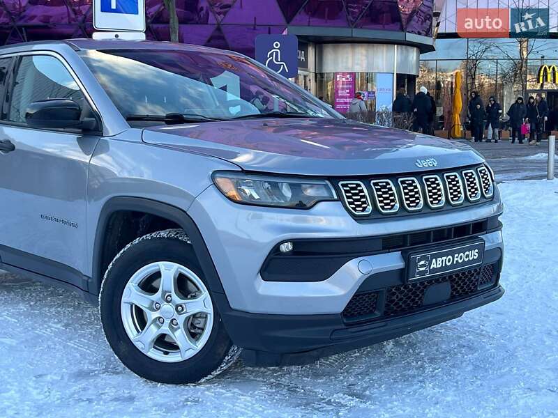 Внедорожник / Кроссовер Jeep Compass 2022 в Киеве
