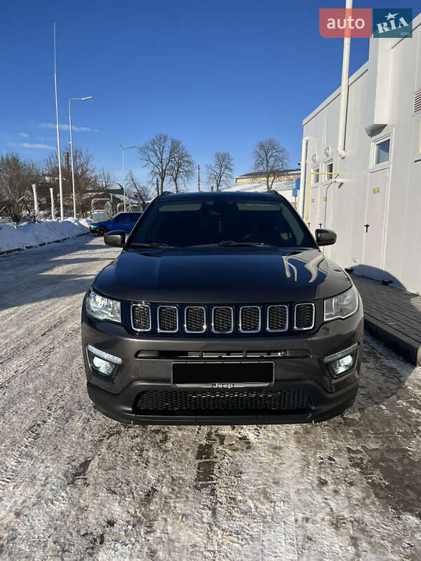 Позашляховик / Кросовер Jeep Compass 2020 в Ромнах