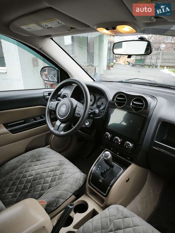 Позашляховик / Кросовер Jeep Compass 2012 в Кривому Розі фото 18 Позашляховик / Кросовер Jeep Compass 2012 в Кривому Розі