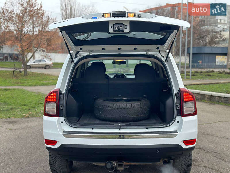 Позашляховик / Кросовер Jeep Compass 2015 в Миколаєві фото 11 Позашляховик / Кросовер Jeep Compass 2015 в Миколаєві