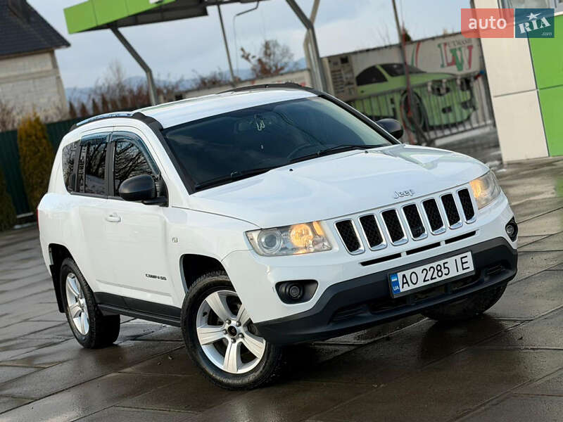 Позашляховик / Кросовер Jeep Compass 2011 в Хусті
