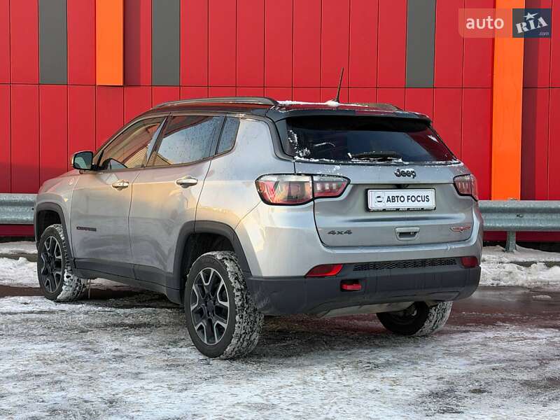 Внедорожник / Кроссовер Jeep Compass 2019 в Киеве