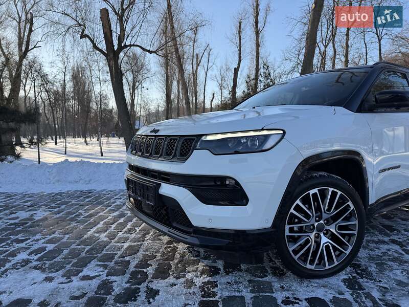 Позашляховик / Кросовер Jeep Compass 2024 в Києві