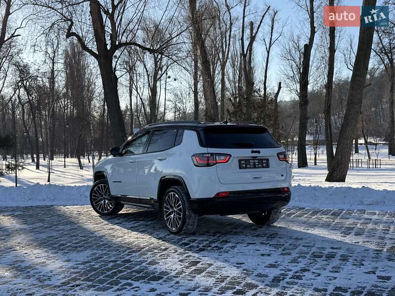 Позашляховик / Кросовер Jeep Compass 2024 в Києві