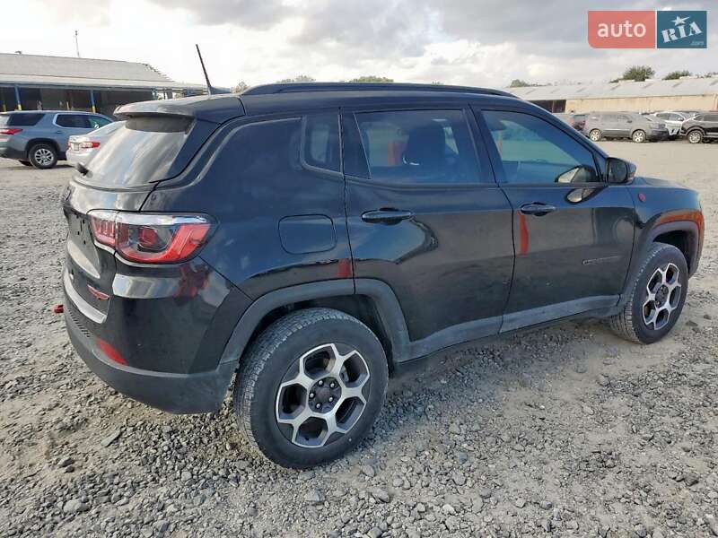 Внедорожник / Кроссовер Jeep Compass 2022 в Киеве