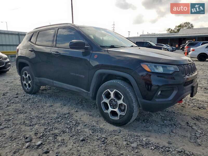 Внедорожник / Кроссовер Jeep Compass 2022 в Киеве