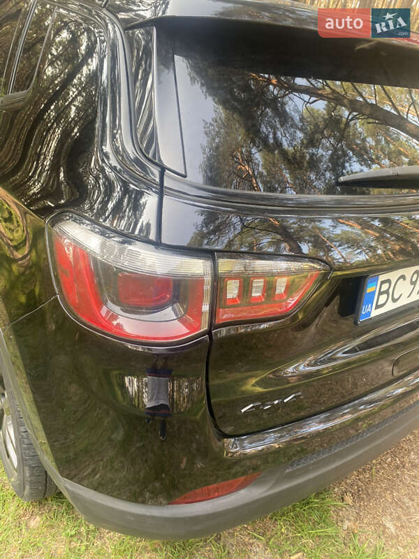 Внедорожник / Кроссовер Jeep Compass 2022 в Золочеве фото 14 Внедорожник / Кроссовер Jeep Compass 2022 в Золочеве