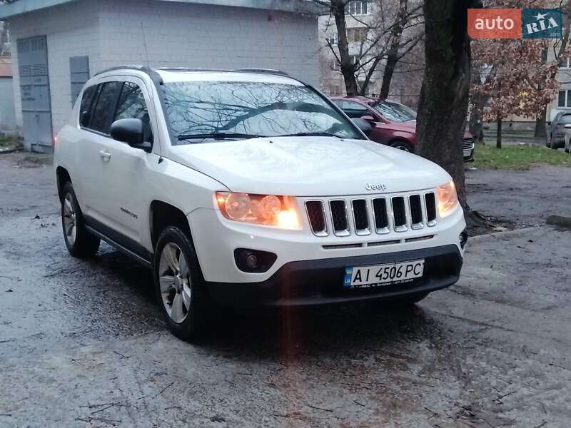 Внедорожник / Кроссовер Jeep Compass 2013 в Киеве