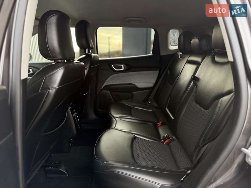 Внедорожник / Кроссовер Jeep Compass 2022 в Львове