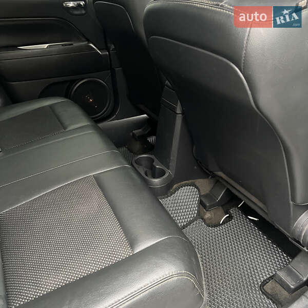 Внедорожник / Кроссовер Jeep Compass 2016 в Николаеве