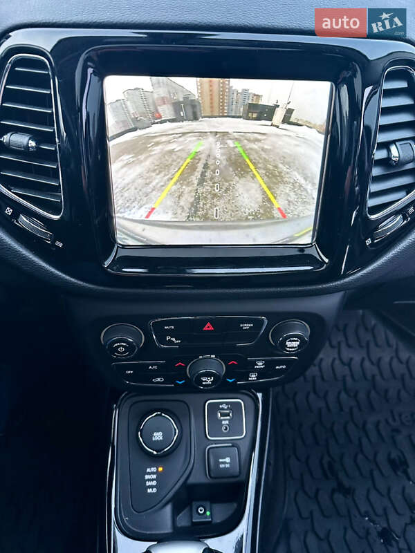 Внедорожник / Кроссовер Jeep Compass 2019 в Киеве