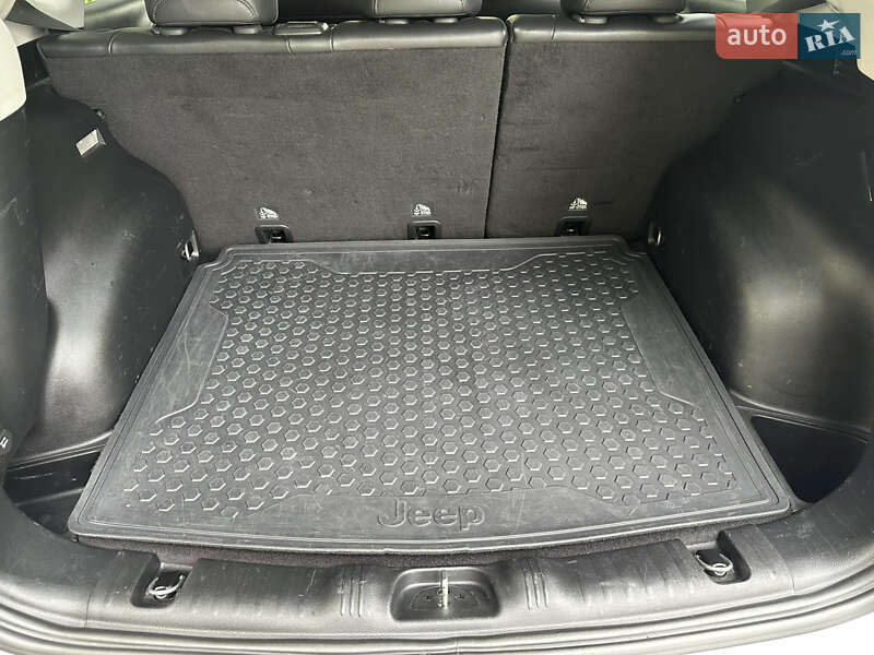 Внедорожник / Кроссовер Jeep Compass 2019 в Киеве