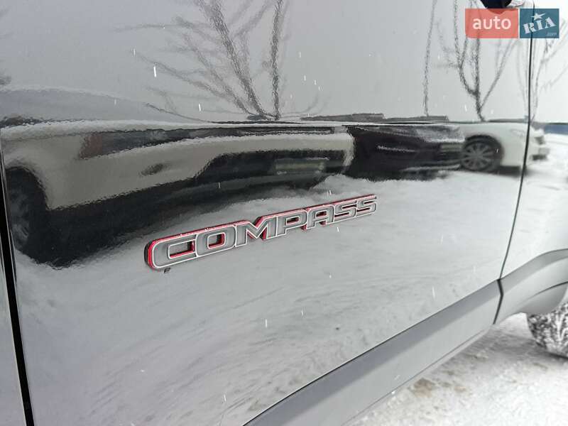 Внедорожник / Кроссовер Jeep Compass 2020 в Киеве